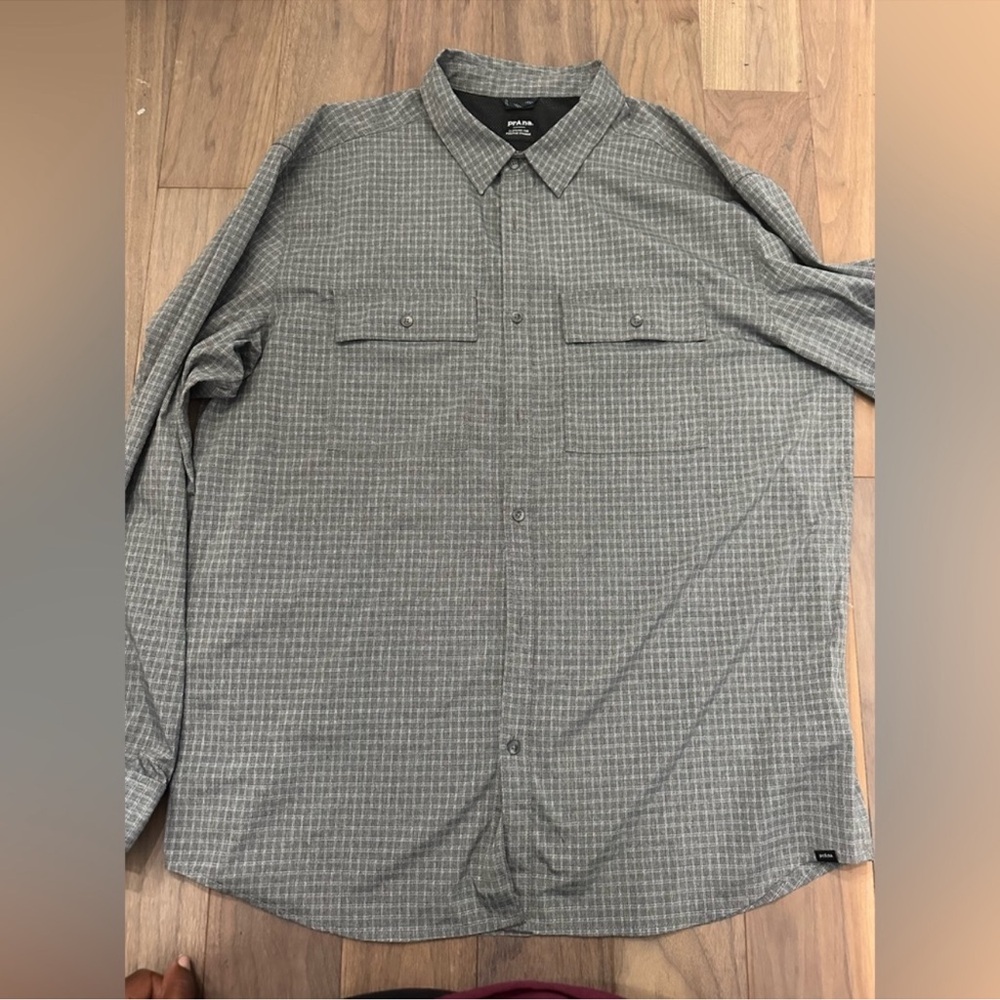 Prana Men's Gray Plaid Button Down Shirt - Picture 2 of 7